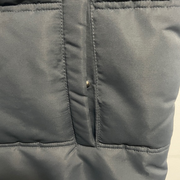 BENCH men’s Ruffer vest (Grey), Anti-Static, Water Resistant inside lining. - Picture 7 of 8